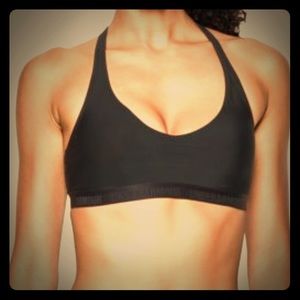 EUC under Armour black sports bra